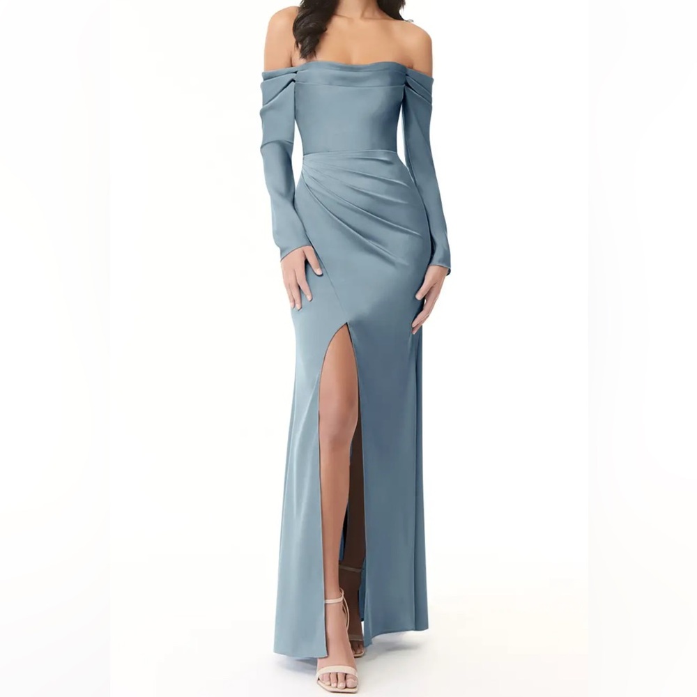 Elegant Off-Shoulder Blue Bridesmaid Dress